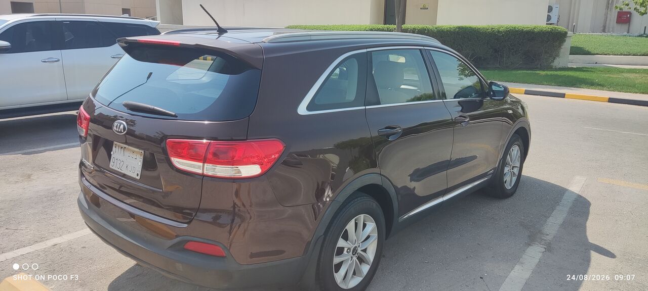 Dammam, Vehicles, Cars & Trucks , SAR 33000,  Kia Sorento,  2016,  Automatic,  187000 KM,  Well Maintaned Very Clean Low Mileage Second Owner