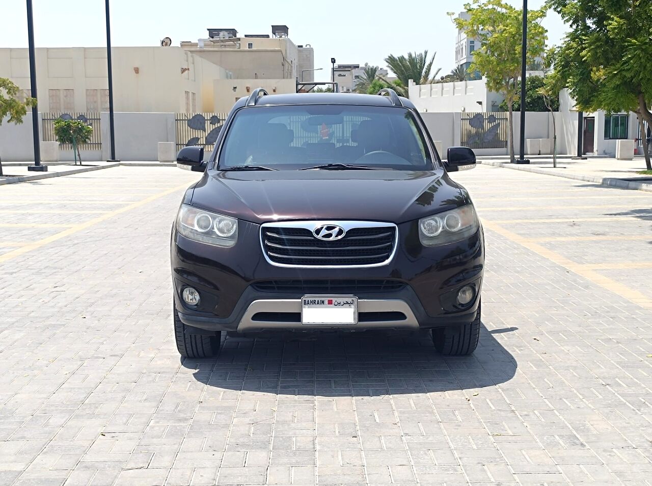 Manama, Vehicles, Cars & Trucks , BHD 2700,  Hyundai Santa Fe,  2012,  Automatic,  173000 KM,  FULL OPTION
