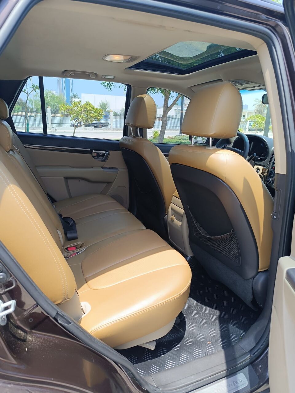 Manama, Vehicles, Cars & Trucks , BHD 2700,  Hyundai Santa Fe,  2012,  Automatic,  173000 KM,  FULL OPTION