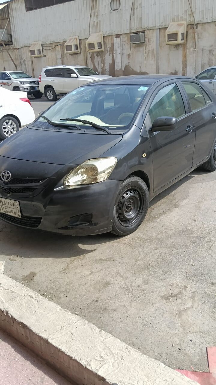 Al Mahjar, Vehicles, Cars & Trucks , SAR 15000,  Toyota Yaris,  2007,  Manual,  200000 KM,     Black Color For Sale