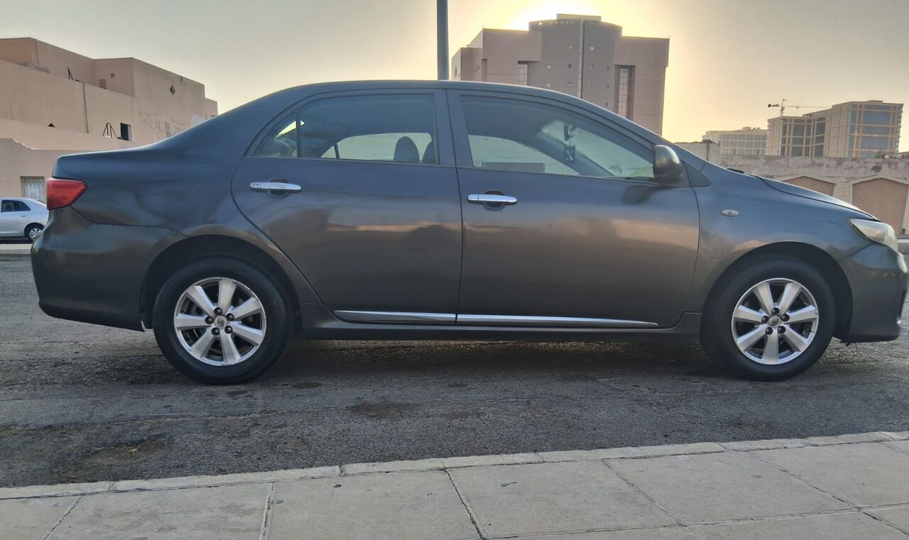 Jeddah, Vehicles, Cars & Trucks , SAR 22500,  Toyota Corolla,  2012,  Automatic,  350000 KM,    For Sale