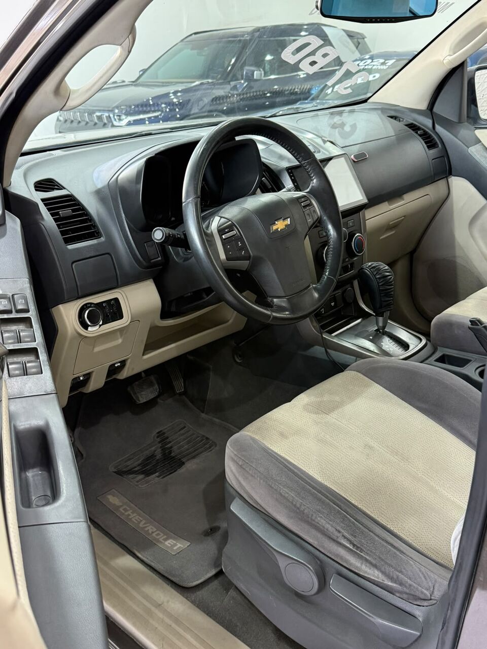 Tubli, Vehicles, Cars & Trucks , BHD 2500,  Chevrolet Trailblazer,  2014,  Automatic,  103000 KM,