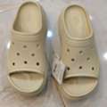 SAR 175,  New Crocs Crush Slide Sleepers Size 42-43 With 6 Jibbitz Charms