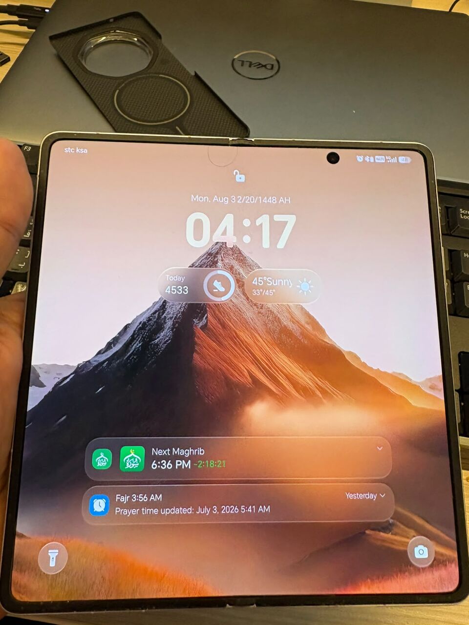 Al Izdihar, Mobile Phones, SAR 5200,  Honor Magic V6 Fold Only Used 20 Days 16gb 512gb
