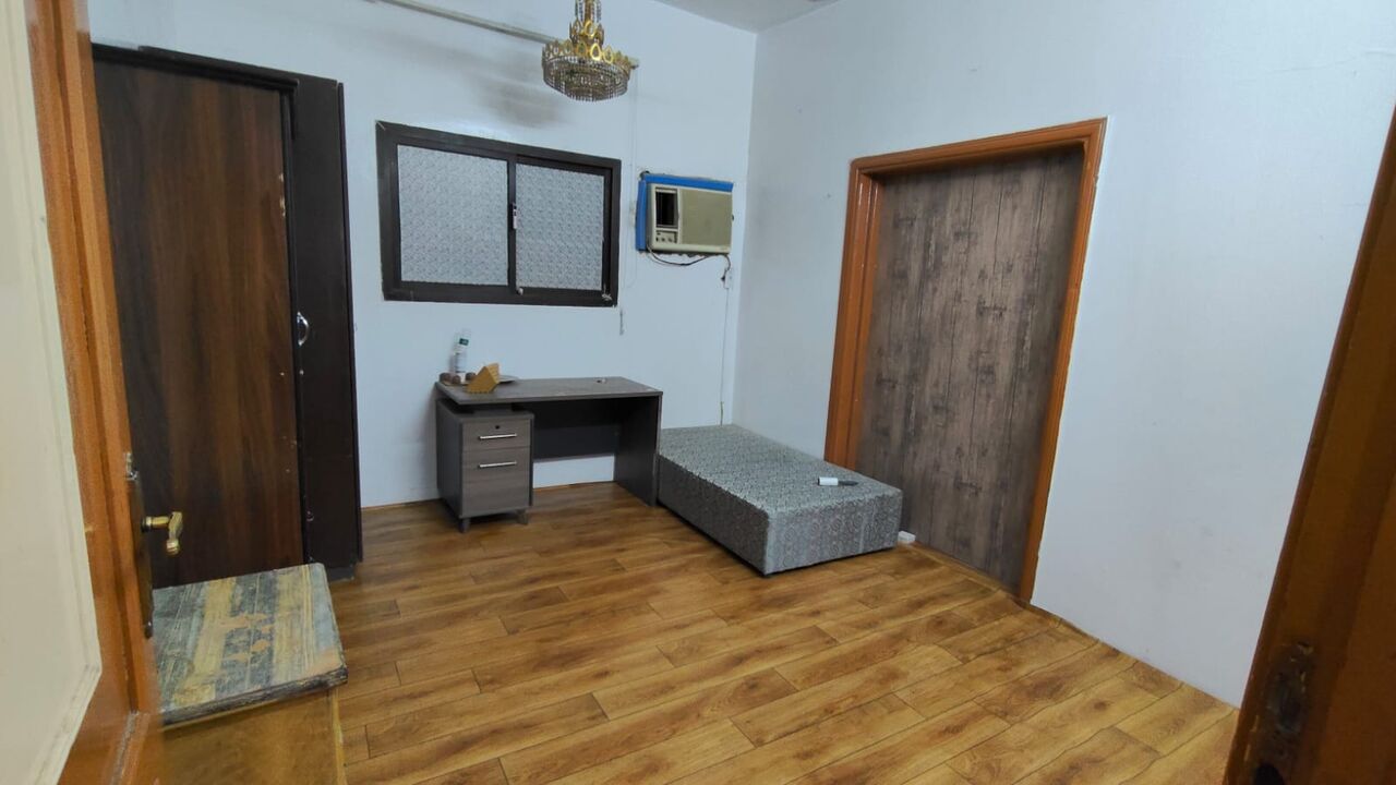 Al Wizarat, Apartments, Flats, Houses & Villas, SAR 1000/month,  Furnished,  4 BR,  12 Sq. Meter,  Executive Bachelor Flat