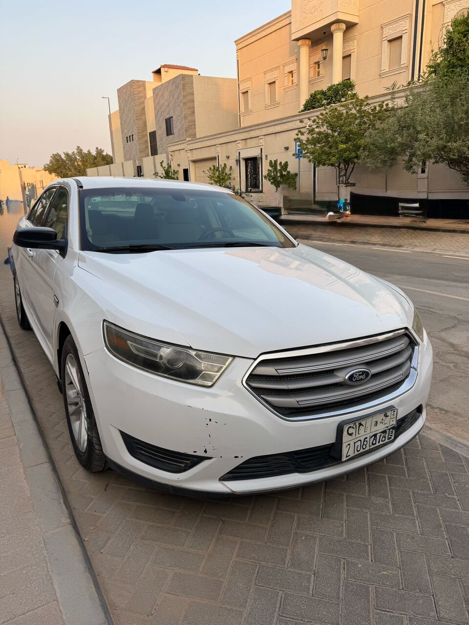 Riyadh, Vehicles, Cars & Trucks , SAR 39500,  Ford Taurus,  2014,  Automatic,  211400 KM,