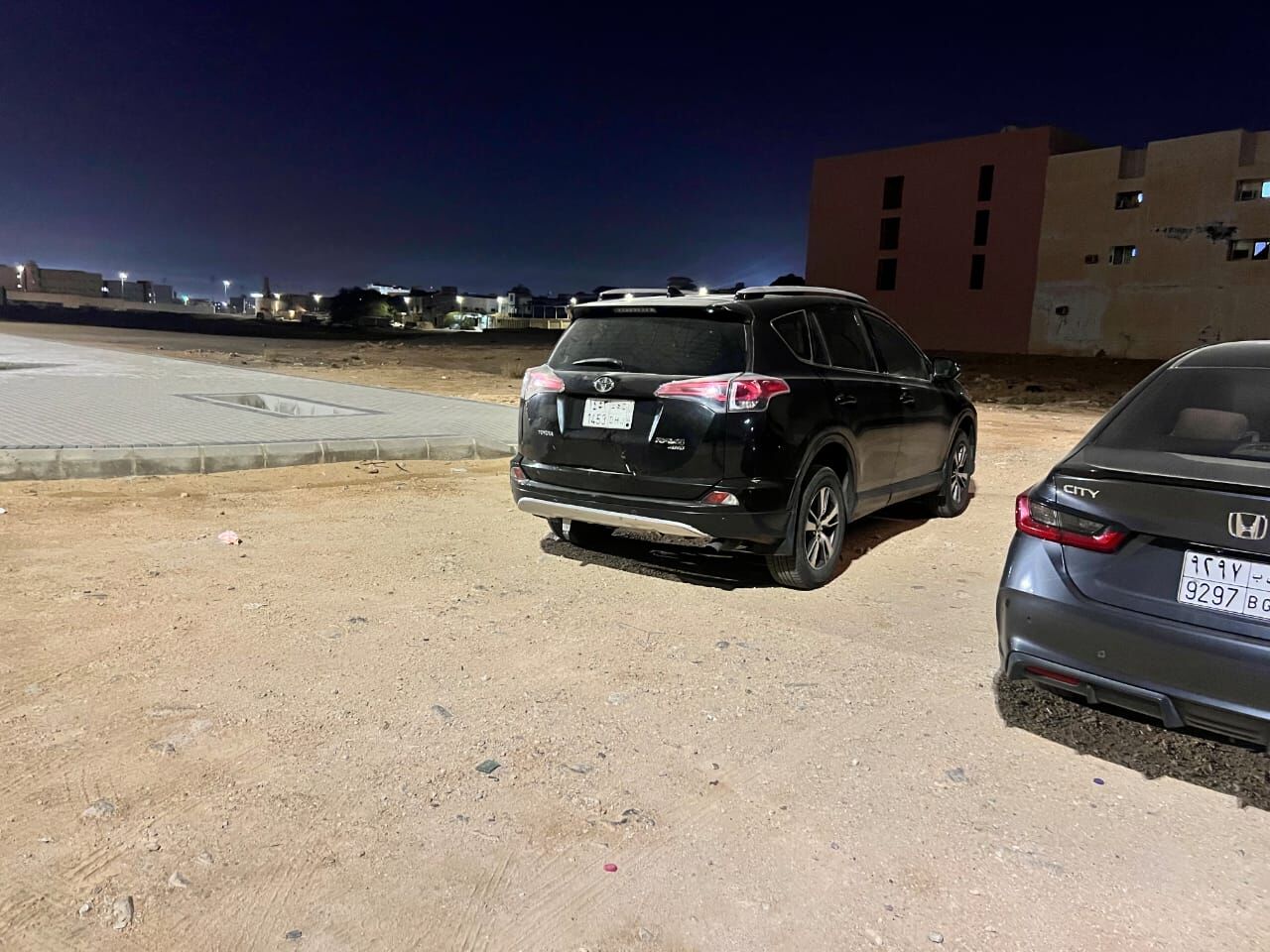 Dammam, Vehicles, Cars & Trucks , SAR 58000,  2016 Rav4 4WD 2.5 CC Top Hand Model,  2016,  Automatic,  270 KM,  Toyota RAV4  &ndash; Excellent Condition | SAR 58,000