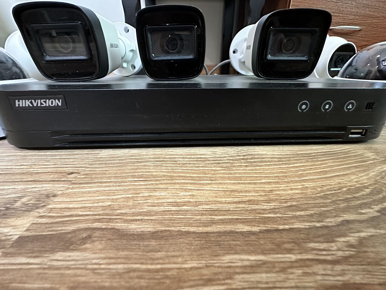 Al Malaz, Electronics, SAR 650,  Hikvision 8-Channel CCTV System With 7 Cameras & DVR &ndash; Used