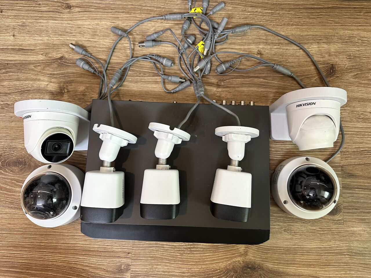 Al Malaz, Electronics, SAR 650,  Hikvision 8-Channel CCTV System With 7 Cameras & DVR &ndash; Used