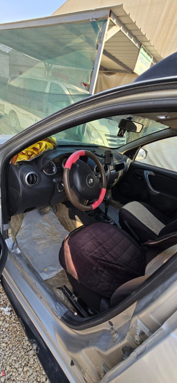 Olaya, Vehicles, Cars & Trucks , SAR 13000,  Renault Duster,  2014,  Automatic,  298000 KM,  Urgently Need To Sell - Family Used Car