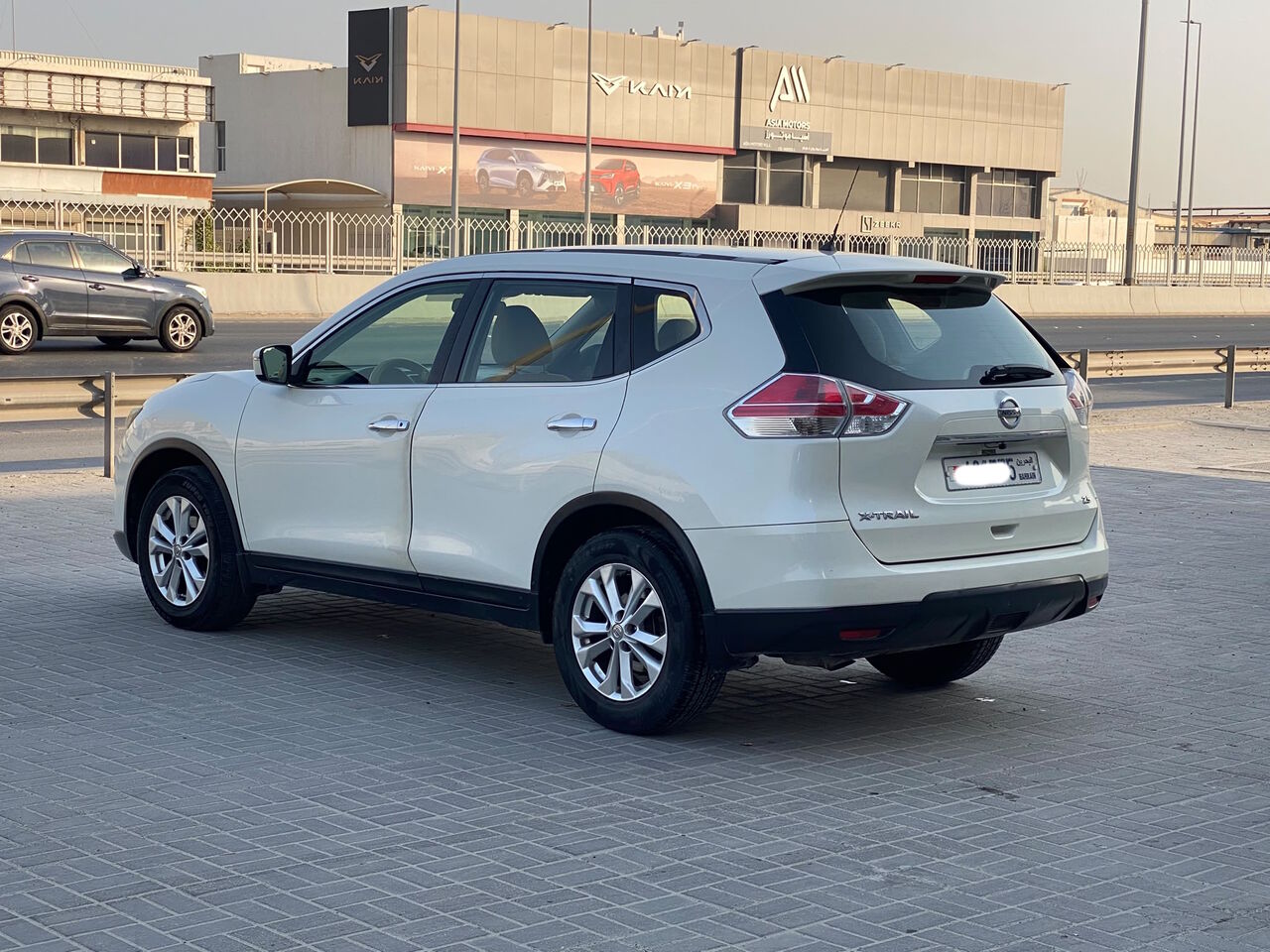 Manama, Vehicles, Cars & Trucks , BHD 3200,  Nissan X-Trail,  2016,  Automatic,  109300 KM,    (White)