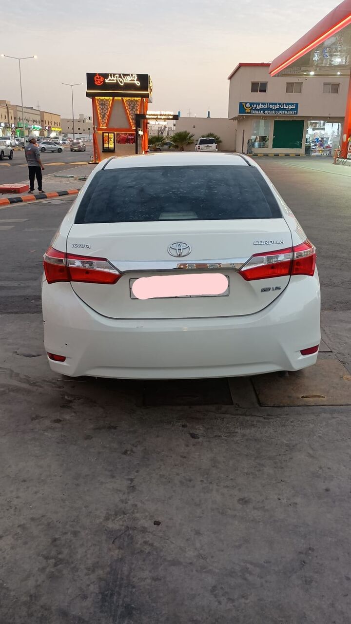 Riyadh, Vehicles, Cars & Trucks , SAR 33000,  Toyota Corolla GLI,  2016,  Automatic,  400000 KM,  Toyota Corolla  Full  Mid Option Vehicle Is In Excellent Condition