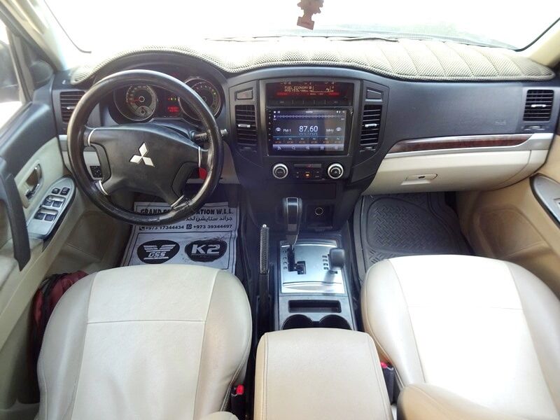 Zinj, Vehicles, Cars & Trucks , BHD 3800,  Mitsubishi Pajero,  2014,  Automatic,  158000 KM,  3.5Ltrs, V6 - 7 Seater SUV - Urgent Sale