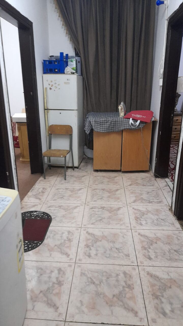 Riyadh, Housing Exchanges, SAR 2000/month,  1 BR,  I Have One Room For Rent In Family Building For Bachelor