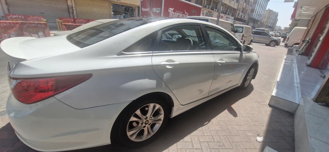 Dammam, Vehicles, Cars & Trucks , SAR 21000,  2012,  2012,  Automatic,  477000 KM,  SONATA WHITE
