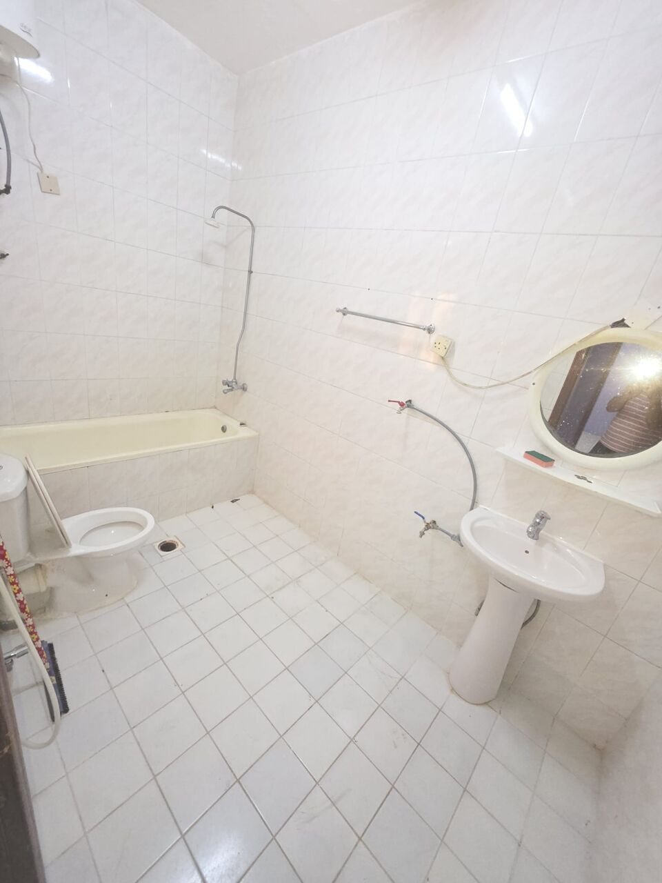 Gudaibiya, Apartments, Flats, Houses & Villas, BHD 240/month,  2 BR,  Flat For Rent In Gudaibiya With EWA , Unlimited Nearby Aster Clinic