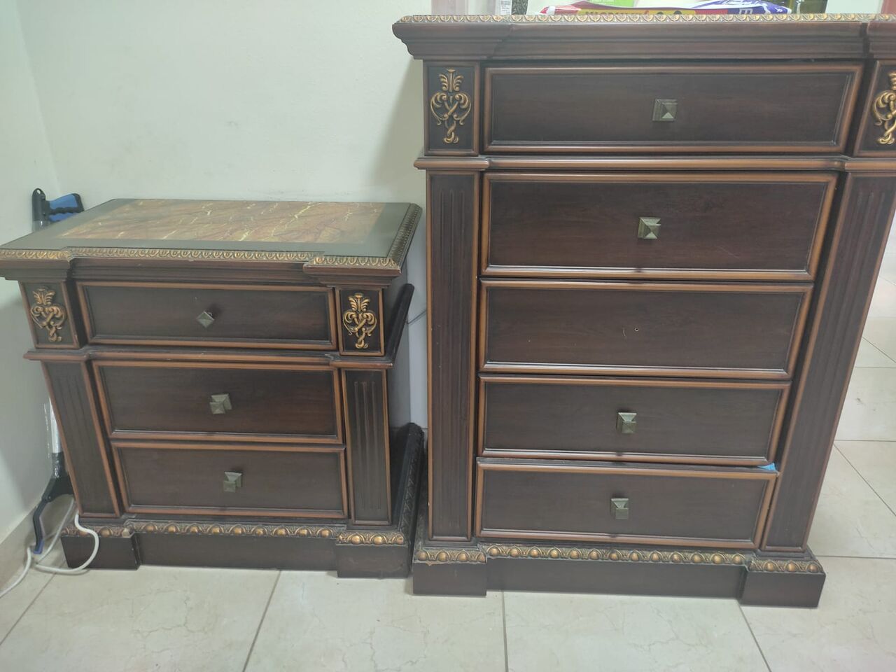Al Khobar Al Shamalia, Furniture, SAR 2100,  Bed ; 6 Doors Wardrobe; 2 Side Tables ; Dressing Table With Mirror ; Drawer Cabinet.
