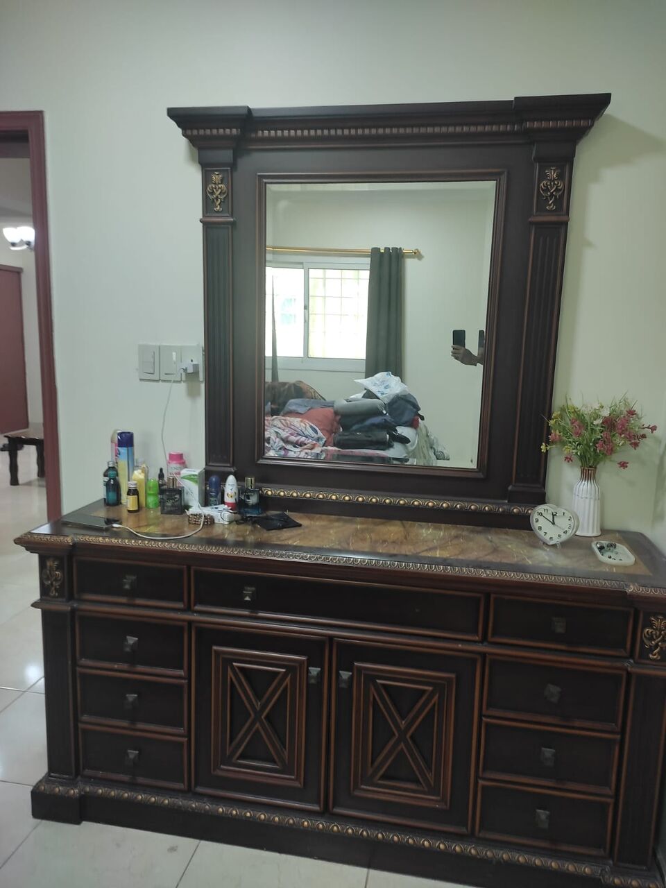 Al Khobar Al Shamalia, Furniture, SAR 2100,  Bed ; 6 Doors Wardrobe; 2 Side Tables ; Dressing Table With Mirror ; Drawer Cabinet.
