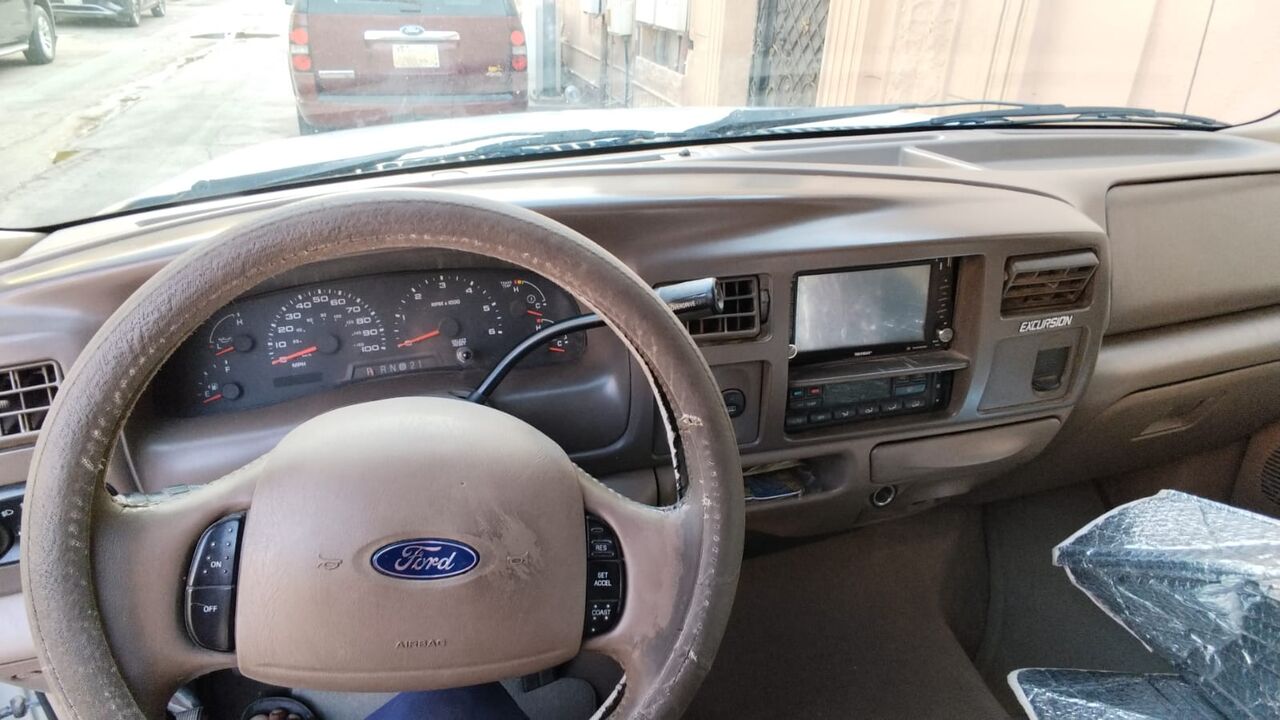 Riyadh, Vehicles, Cars & Trucks , SAR 28000,  Ford Excursion,  2004,  Automatic,  287000 KM,