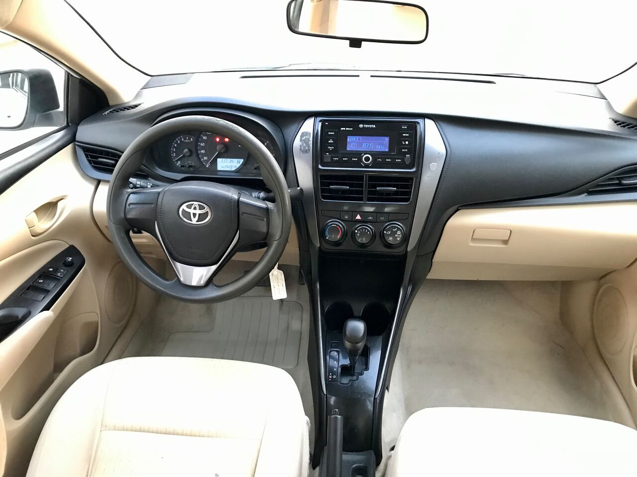 Riyadh, Vehicles, Cars & Trucks , SAR 35500,  TOYOTA YARIS Y NEED AND CLEAN,  2022,  Automatic,  262000 KM,  EXCELLENT CONDITION ALL ORIGINAL