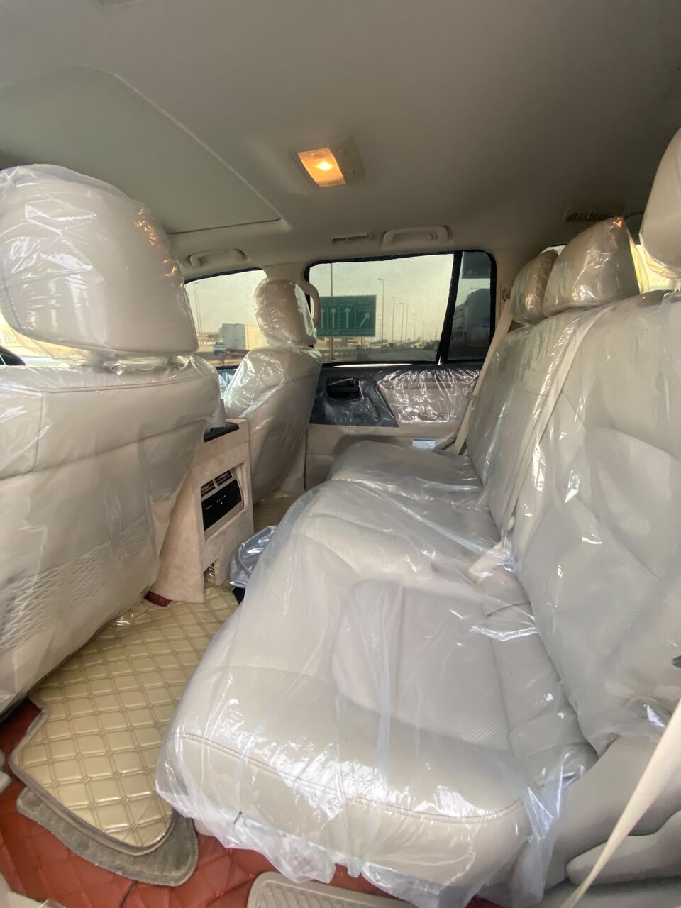 Manama, Vehicles, Cars & Trucks , BHD 18900,  Toyota Land Cruiser GX-R,  2018,  Automatic,  100950 KM,    (Pearl)