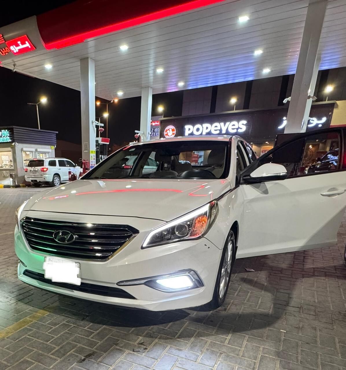 Riyadh, Vehicles, Cars & Trucks , SAR 26000,  Hyundai Sonata,  2016,  Automatic,  280 KM,   White For Sale (Good Condition)