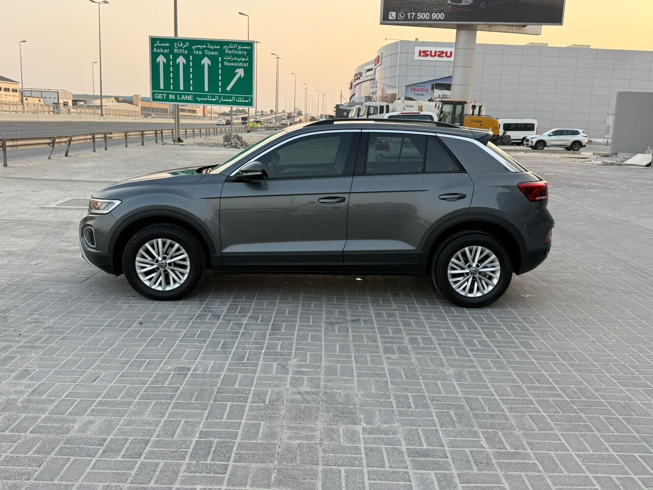 Manama, Vehicles, Cars & Trucks , BHD 6800,  Volkswagen T-Roc,  2023,  Automatic,  22600 KM,    (Grey)