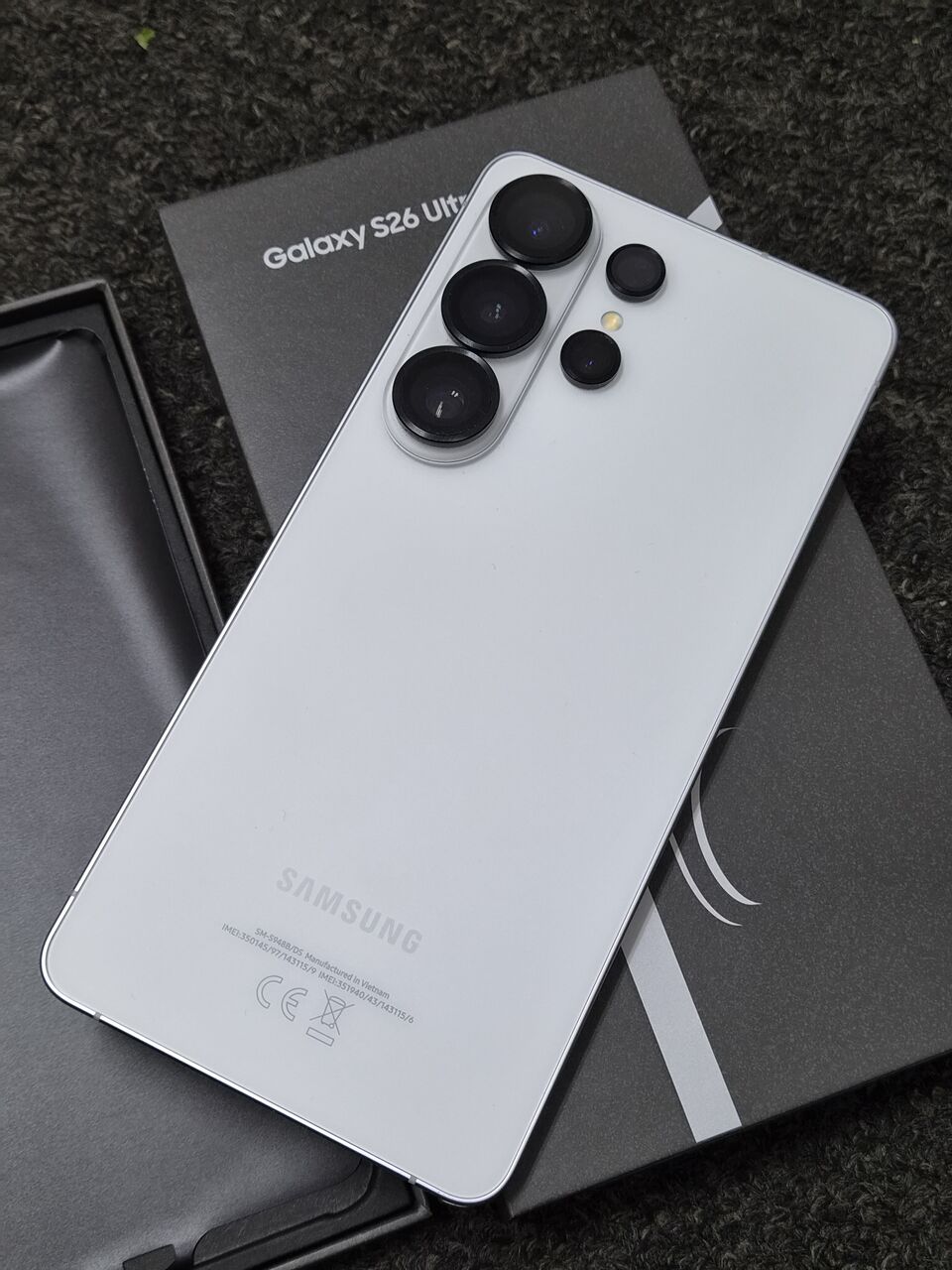 Al Rahmaniyah, Mobile Phones, SAR 3450,  Samsung Galaxy S26 Ultra White 12gb 256gb New Few Days Used Only