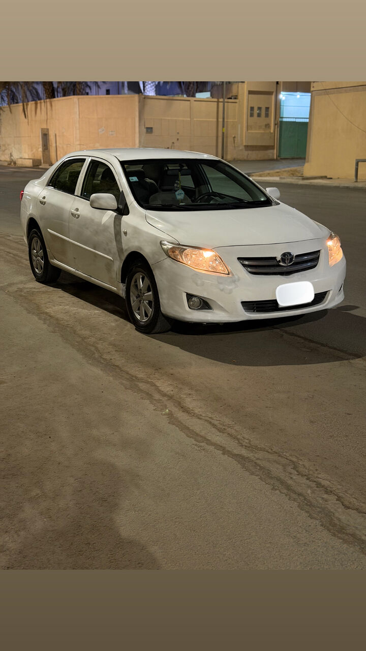 Riyadh, Vehicles, Cars & Trucks , SAR 20000,  Toyota Corolla,  2010,  Automatic,  328000 KM,    (mid-option) For Sale, In Good Condition.