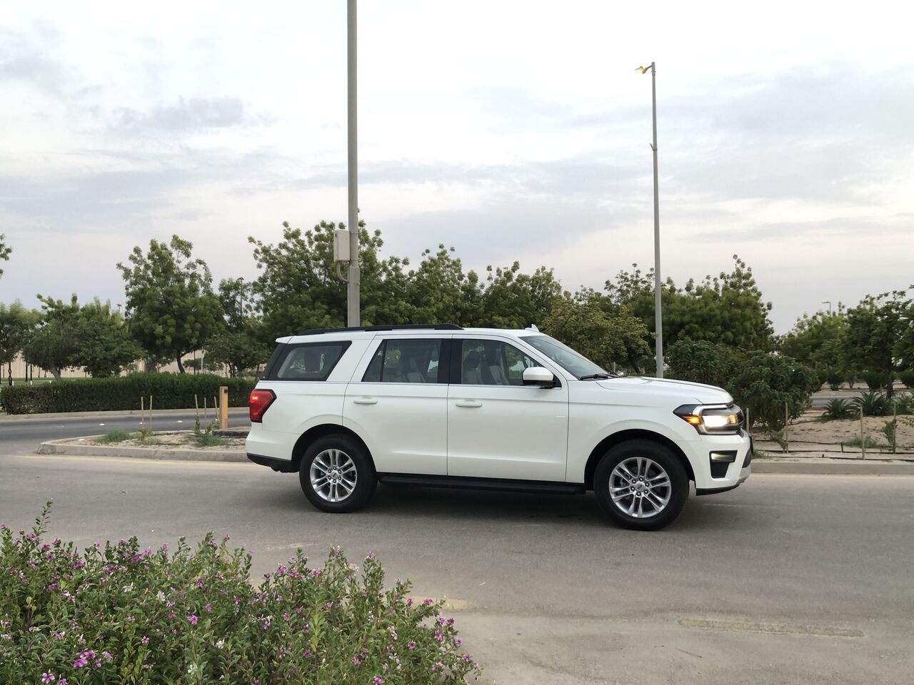 Jubail, Vehicles, Cars & Trucks , SAR 192000,  2024 Ford Expedition XLT (Full Option): Panoramic Roof, Leather Interior, 4x4; Mileage: On,  2024,  –تحديد–,  5900 KM,  Jubail Down Town