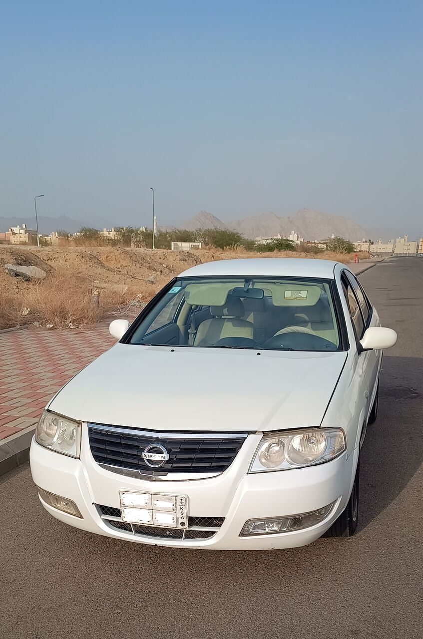 Makkah, Vehicles, Cars & Trucks , SAR 15000,  Nissan Sunny,  2011,  Automatic,  372619 KM,    - Well Maintained