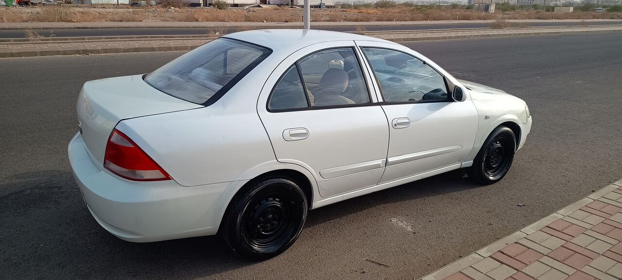 Makkah, Vehicles, Cars & Trucks , SAR 15000,  Nissan Sunny,  2011,  Automatic,  372619 KM,    - Well Maintained