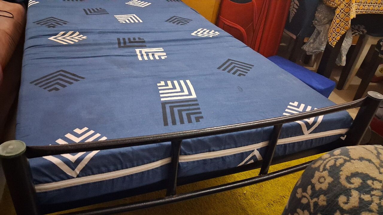Khobar, Household Items, SAR 100,  Single Bed With Mattress For Sell ( Good Quality And No Damage)