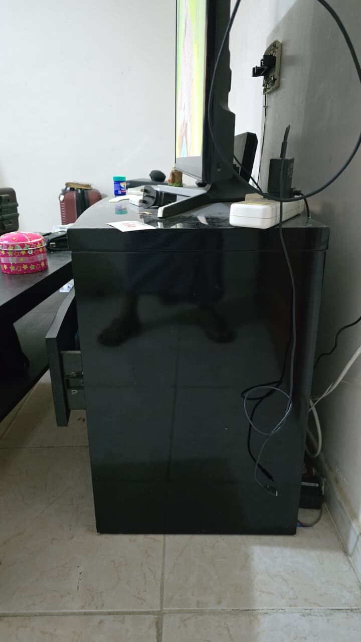 Al Sulaimaniah Al Sharqiyah, Farm & Garden, SAR 300,  Television Stand