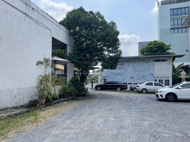 Bangkok, Villas, THB 150000,  636 Sq. Feet,  BH4302 ให้เช่าที่ดินพร้อมอาคาร ถนนสุคนธ