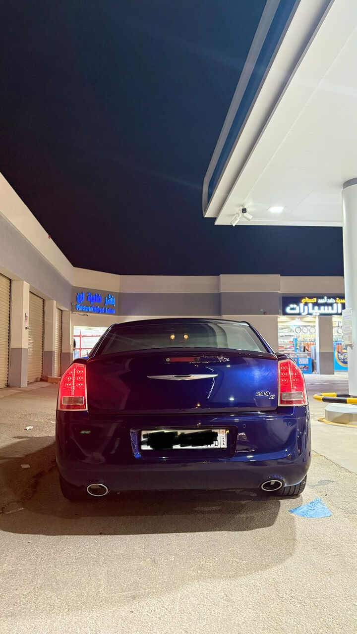 Riyadh, Vehicles, Cars & Trucks , SAR 45000,  Chrysler 300C,  2014,  Automatic,  270000 KM,  Chrysler 300S