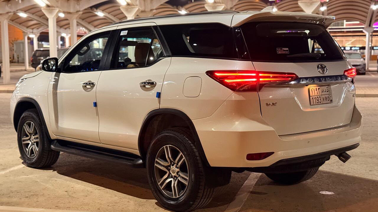 Riyadh, Vehicles, Cars & Trucks , SAR 80000,  Toyota Fortuner,  2018,  Automatic,  270000 KM,    &ndash; For Sale