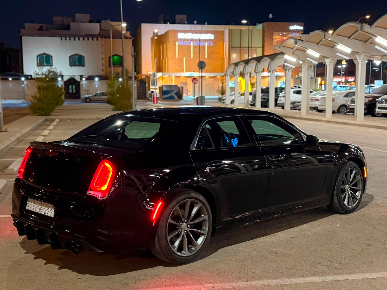 Riyadh, Vehicles, Cars & Trucks , SAR 36000,  Chrysler 300C,  2013,  Automatic,  286000 KM,   Chrysler 300S &ndash; For Sale