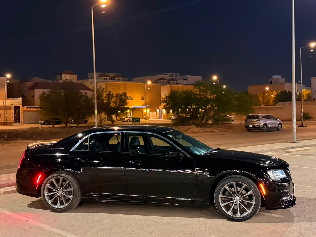 Riyadh, Vehicles, Cars & Trucks , SAR 36000,  Chrysler 300C,  2013,  Automatic,  286000 KM,   Chrysler 300S &ndash; For Sale