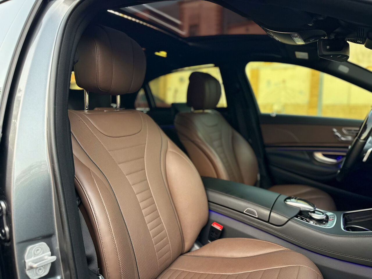 Dammam, Vehicles, Cars & Trucks , SAR 178000,  Mercedes-Benz 560,  2018,  Automatic,  150000 KM,   Mercedes-Benz S560 &ndash; For Sale