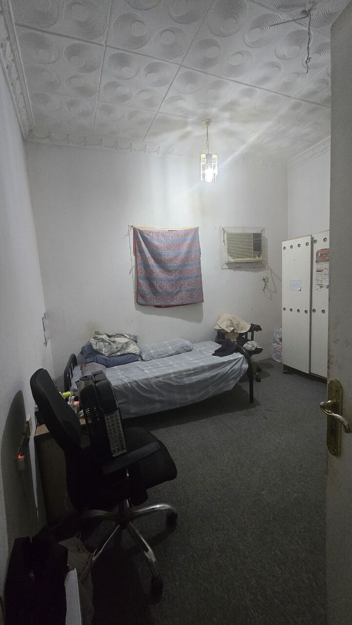 Riyadh, Rooms for Rent, SAR 1150/year,  Furnished,  Separate Room Available For Bachelor
