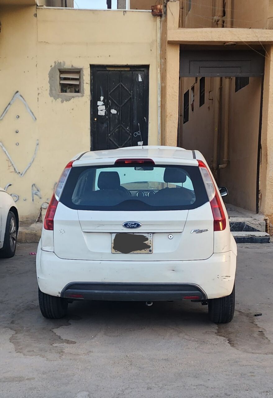 Riyadh, Vehicles, Cars & Trucks , SAR 4000,  Ford Figo,  2012,  Manual,  240000 KM,     Small Engine Low Fuel Consumption Vehicle Good Condition فورد فيجو