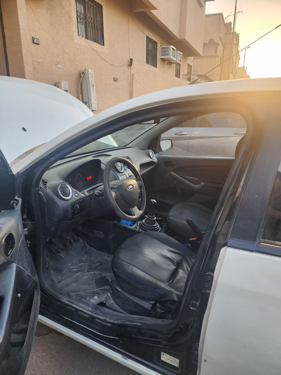 Riyadh, Vehicles, Cars & Trucks , SAR 4000,  Ford Figo,  2012,  Manual,  240000 KM,     Small Engine Low Fuel Consumption Vehicle Good Condition فورد فيجو
