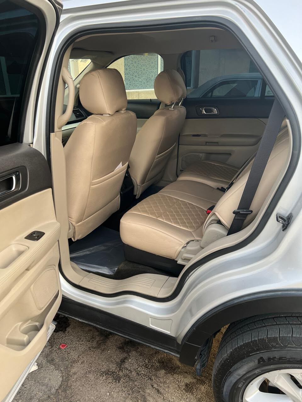 Riyadh, Vehicles, Cars & Trucks , SAR 32,  Ford Explorer 2013,  2013,  Automatic,  217000 KM,   For Sale With Very Good Price Family Car 7 Serater