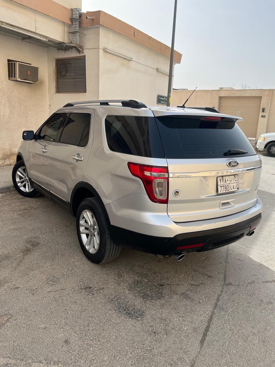 Riyadh, Vehicles, Cars & Trucks , SAR 32,  Ford Explorer 2013,  2013,  Automatic,  217000 KM,   For Sale With Very Good Price Family Car 7 Serater
