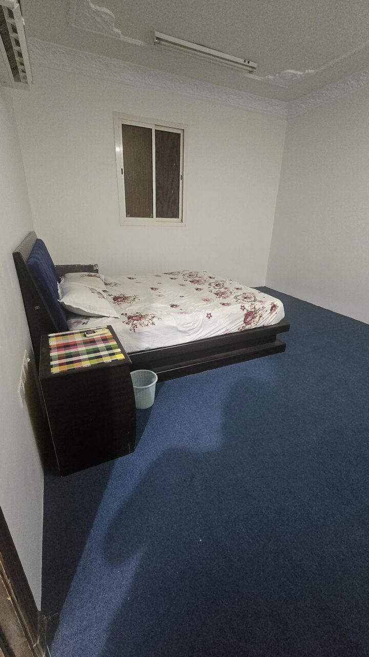 Riyadh, Staff Accommodation, SAR 1100,  A Furnished Room Available