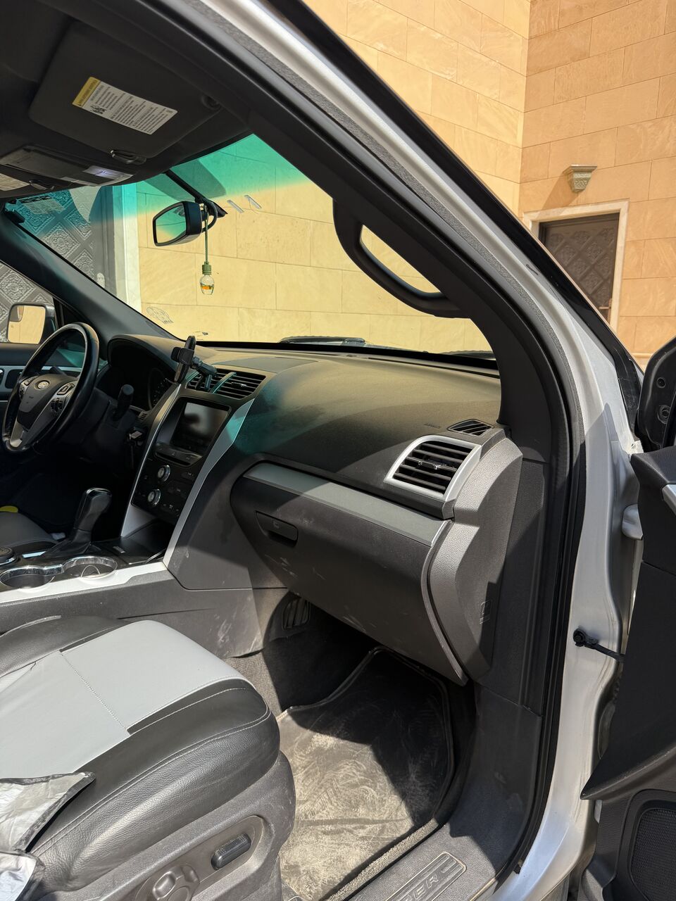 Al Malaz, Vehicles, Cars & Trucks , Ford Explorer,  2015,  Automatic,  226000 KM,    XLT