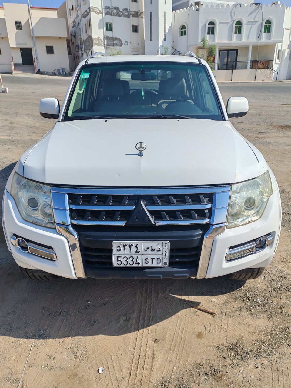 Jeddah, Vehicles, Cars & Trucks , Mitsubishi Pajero,  2015,  Automatic,  22000 KM,    3.2L Diesel For Sale