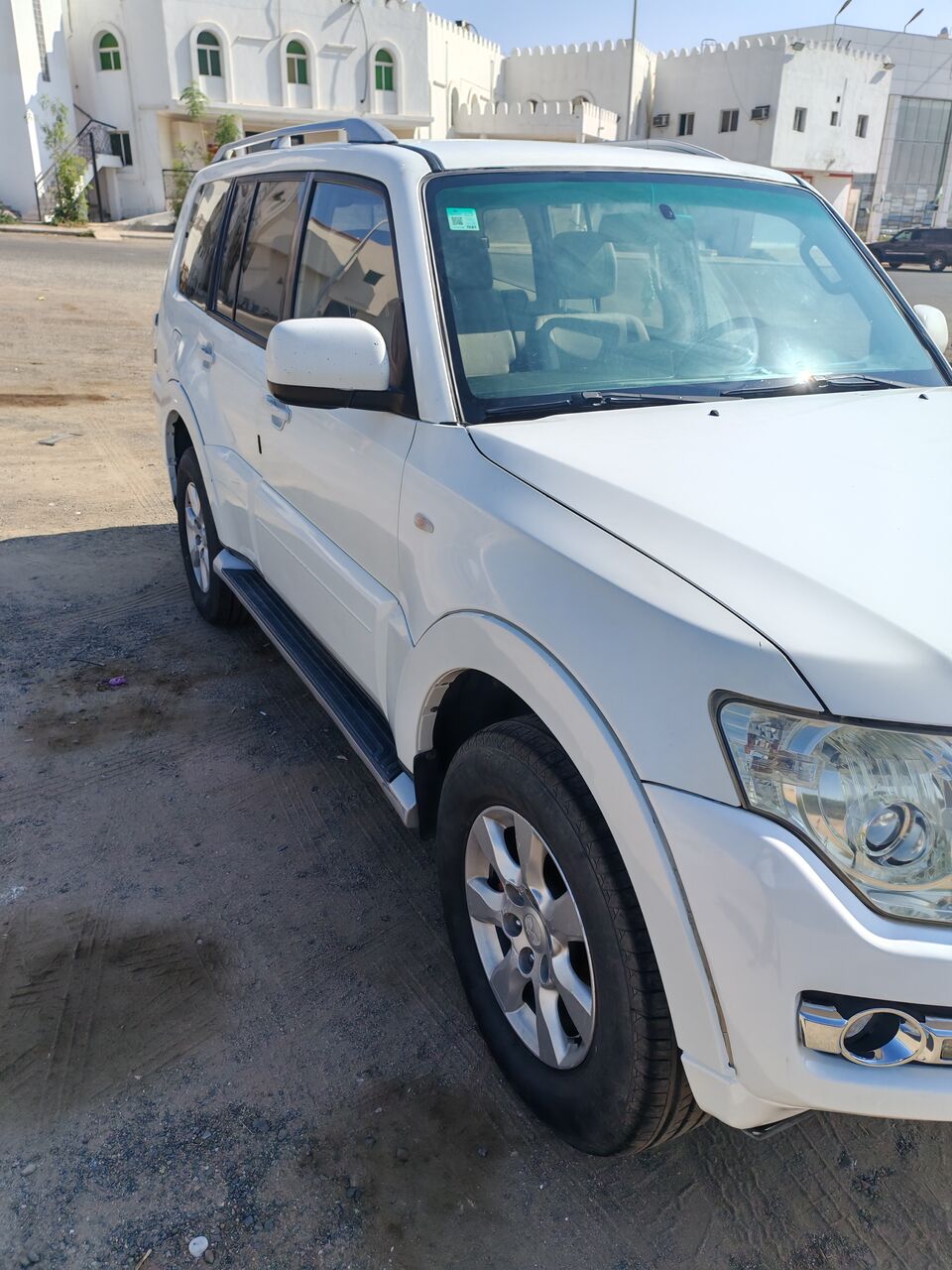 Jeddah, Vehicles, Cars & Trucks , Mitsubishi Pajero,  2015,  Automatic,  22000 KM,    3.2L Diesel For Sale