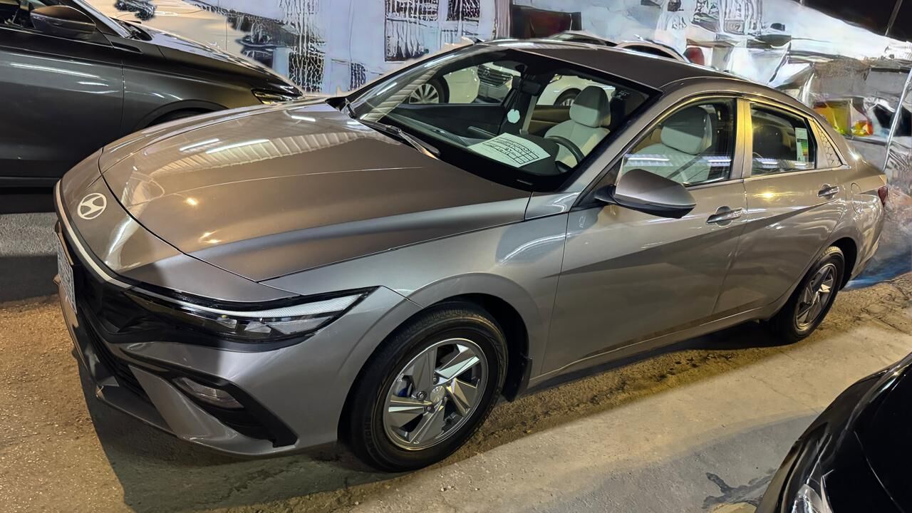 Riyadh, Vehicles, Cars & Trucks , SAR 55500,  ELANTRA SMART,  2024,  Automatic,  105000 KM,  1.6  NEAT AND CLEAN FREE OF ACCEDENT   A
